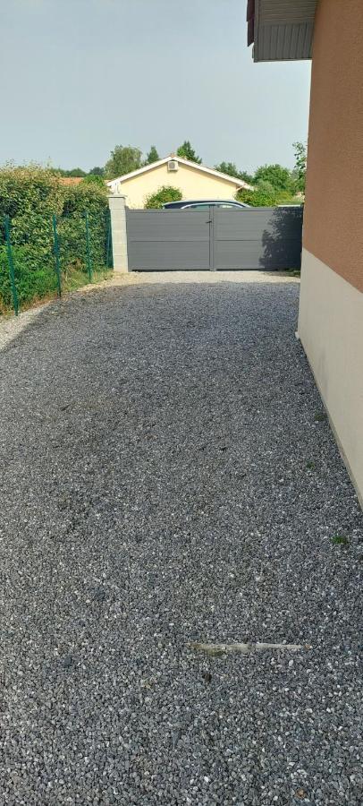 Gite Des Pins Aureilhan  Экстерьер фото